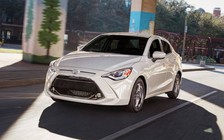 Toyota Yaris tại Mỹ giống hệt Mazda2