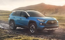 Toyota RAV4 2019 lột xác toàn diện, thách thức Honda CR-V