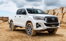 Toyota trình làng Hilux phiên bản đặc biệt quyết đấu Ford Ranger