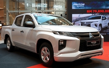Mitsubishi Triton Quest gầm thấp, giá rẻ cho nhu cầu thực dụng