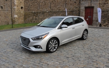 Hyundai Accent có thêm phiên bản Hatchback 5 cửa