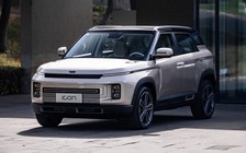 Trung Quốc 'thức thời' ra mắt xe chống virus Corona