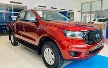 Ford Ranger 2021 bản cải tiến XLS MT giá 630 triệu đồng trang bị gì?