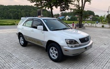 Lexus RX300 đời đầu vẫn lăn bánh tại Việt Nam