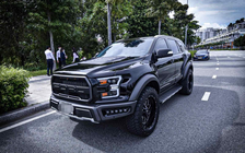 Ford Everest 'độ' ngoại hình F-150 Raptor tại Việt Nam