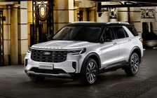 Ford Explorer 2022 có thêm phiên bản không dành cho khách Việt