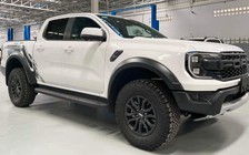 Soi thực tế Ford Ranger Raptor 2022 được người dùng Việt Nam chờ đợi