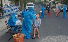 Khánh Hòa: Cho bán thuốc hạ sốt nhưng người mua phải khai báo y tế
