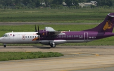 Máy bay trượt khỏi đường băng Tân Sơn Nhất khi hạ cánh