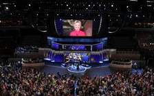 Cột mốc lịch sử của bà Clinton