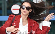 Người yêu trong phim và ngoài đời của Lee Min Ho 'đọ dáng' tại sân bay