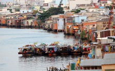 Xóa hơn 20.000 căn nhà ở các 'xóm nước đen' Sài Gòn