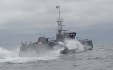 Cuộc đua chiến hạm robot