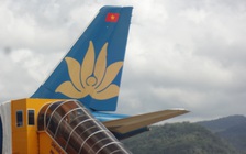 Cổ phiếu Vietnam Airlines tăng trần ngày đầu chào sàn