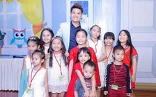 Nhạc sĩ Nguyễn Văn Chung giao lưu, ký tặng sách 100 bài hát thiếu nhi