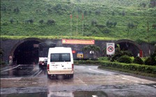 Hầm Hải Vân đóng cửa mỗi ngày 30 phút để thi công