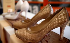 Đôi giày và cạnh tranh