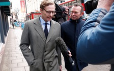 Ông chủ Facebook bị triệu tập vì bê bối lộ thông tin