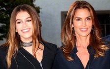 Cựu siêu mẫu Cindy Crawford hối tiếc vì từng chụp ảnh khỏa thân