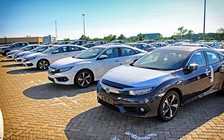 Chỉ có 95 ô tô con được nhập về Việt Nam tuần này