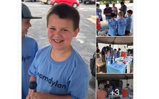 Cậu bé bán nước chanh kiếm gần 6.000 USD để chữa bệnh cho em