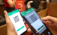 Ví điện tử, nên mở không nên siết