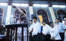 Nước mắt bị cáo