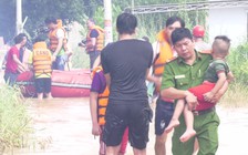 Lũ đột ngột gây ngập thành phố Đồng Xoài, khẩn cấp sơ tán dân