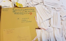 Việt kiều Đức may khẩu trang chống dịch: Bài thơ gửi tặng mẹ ở Việt Nam