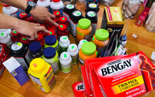 Bắt quả tang livestream bán hàng nghi nhập lậu