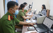 Căng sức trên hai mặt trận