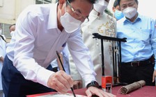 Bí thư Thành ủy TP.HCM thăm, chúc tết y, bác sĩ Bệnh viện Chợ Rẫy