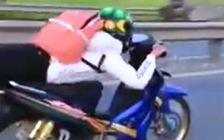 'Quái xế' 17 tuổi 'diễn xiếc' trên QL1 bị công an mời lên làm việc