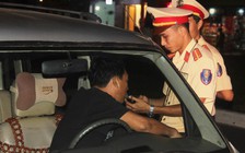 Vi phạm nồng độ cồn vì nhậu cuối năm, bị CSGT phạt 35 triệu đồng