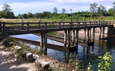 Trắng đêm tìm kiếm học sinh lớp 7 đuối nước khi tắm kênh Phú Ninh