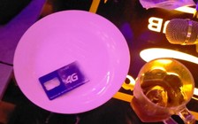 Tàn tiệc cưới, một nhóm người rủ đến quán karaoke sử dụng ma túy