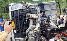 Hiện trường vụ tai nạn nghiêm trọng trên đường Hồ Chí Minh khiến 3 người tử vong