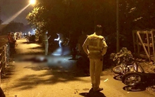 2 xe máy đấu đầu trong đêm, 3 người thương vong