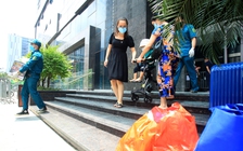 Cư dân The Legacy Hà Nội 'di tản' vì tòa nhà có ca Covid-19