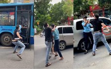 Vụ nhân viên xe buýt bị kề dao vào cổ giữa phố: Tạm đình chỉ tài xế, phụ xe buýt