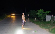 Đi thể dục, cô gái bị nam thanh niên dùng dao cứa cổ