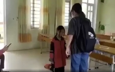 Nữ sinh lớp 8 bị đàn chị bắt quỳ, tát trong lớp vì mâu thuẫn cá nhân