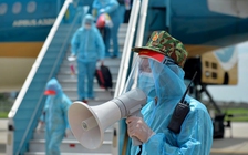 Hà Nội yêu cầu 10 quận, huyện khẩn cấp cung cấp tài liệu về ‘chuyến bay giải cứu’