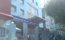 Không công nhận bằng cấp của hiệu trưởng HUFLIT