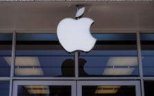 Mỹ ra luật siết chặt 'big tech', Apple cảnh báo