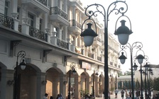 Người trẻ thích thú với 'khung cảnh Tây' ngay tại TP.HCM