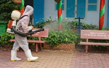 Phụ huynh tiếp xúc trực tiếp F1 tại Hải Dương, cách ly một lớp học