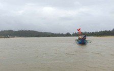 Vụ 3 tàu cá, 21 ngư dân bị Thái Lan bắt giữ: Sóng đánh chìm 1 tàu