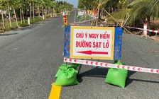 Cà Mau: Tạm ngừng lưu thông qua đường 702 tỉ đồng bị sụp lún