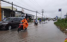 Cà Mau: Đường ngập, hư hỏng nặng, Sở Y tế kêu cứu